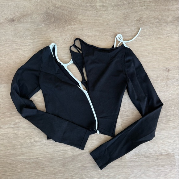 Ottolinger crop long sleeve top, XS - Picture 2 of 2